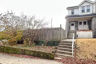 7502 Parkview Rd, Upper Darby, PA 19082 - Photo 1