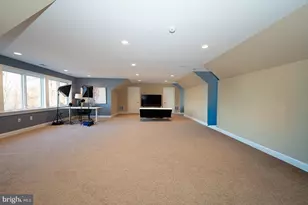 2236 E Deerfield Dr, Media, PA 19063 - Photo 59