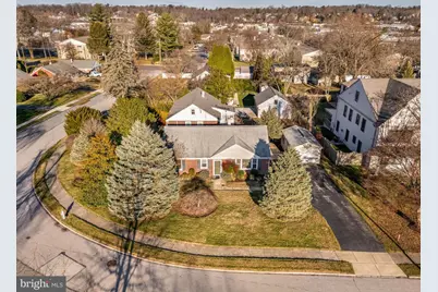 22 Longwood Drive, Wayne, PA 19087 - Photo 1