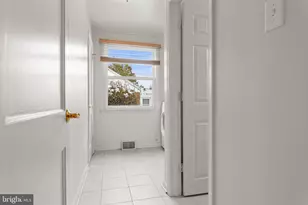 22 Longwood Dr, Wayne, PA 19087 - Photo 17