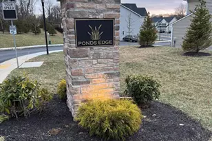 235 W Ponds Edge Dr, Media, PA 19063 - Photo 1