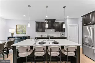 235 W Ponds Edge Dr, Media, PA 19063 - Photo 9