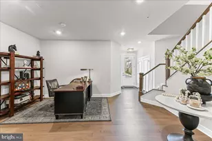 235 W Ponds Edge Dr, Media, PA 19063 - Photo 5