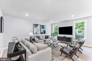 235 W Ponds Edge Dr, Media, PA 19063 - Photo 13