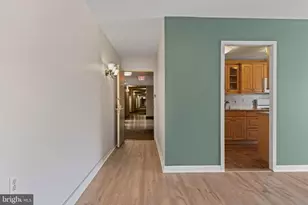 801 Yale Ave, Swarthmore, PA 19081 - Photo 3