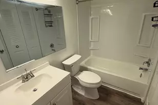 5200 Hilltop Dr, Brookhaven, PA 19015 - Photo 7