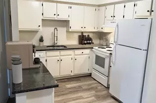 5200 Hilltop Dr, Brookhaven, PA 19015 - Photo 5