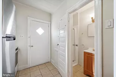 77 N Keystone Avenue, Upper Darby, PA 19082 - Photo 13