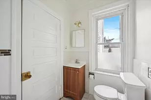 77 N Keystone Ave, Upper Darby, PA 19082 - Photo 7