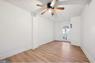 77 N Keystone Avenue, Upper Darby, PA 19082 - Photo 3