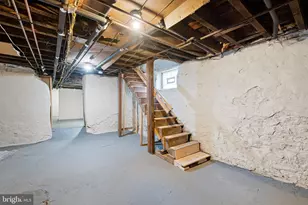 224 N 2nd St, Darby, PA 19023 - Photo 17