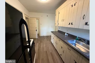 305 W Wayne Avenue #1, Wayne, PA 19087 - Photo 7