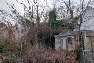 1233 Clover Ln, Chester, PA 19013 - Photo 9