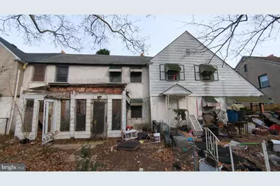 1233 Clover Lane, Chester, PA 19013 - Photo 5