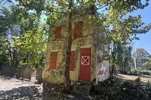 222 Byram St, Chester, PA 19013 - Photo 3