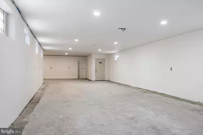 806 Powell Avenue, Darby, PA 19023 - Photo 5