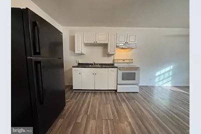 222 Long Lane #2F, Upper Darby, PA 19082 - Photo 3