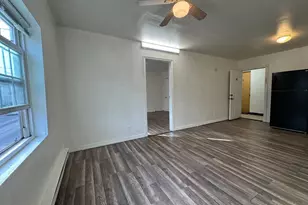 222 Long Ln, Upper Darby, PA 19082 - Photo 15