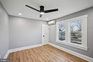 213 White Ave, Marcus Hook, PA 19061 - Photo 17