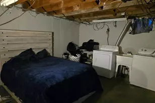 229 W 22nd St, Chester, PA 19013 - Photo 17