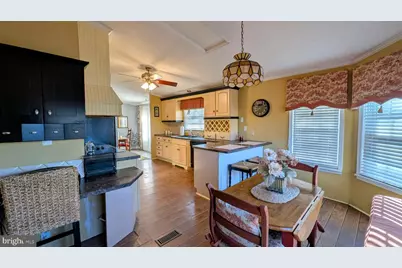 204 Horseshoe Drive, Garnet Valley, PA 19060 - Photo 17