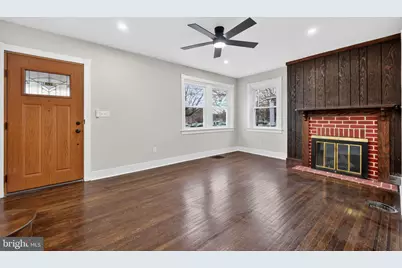 704 E 18th Street, Chester, PA 19013 - Photo 7