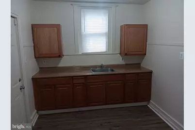 2309 Upland Street, Chester, PA 19013 - Photo 9