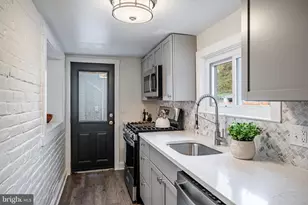 2534 Sandeland St, Chester, PA 19013 - Photo 17