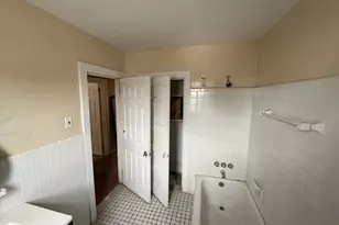 23 E Mowry St, Chester, PA 19013 - Photo 7