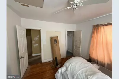 23 E Mowry Street, Chester, PA 19013 - Photo 9