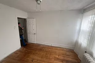 23 E Mowry St, Chester, PA 19013 - Photo 11