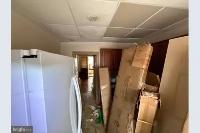 23 E Mowry Street, Chester, PA 19013 - Photo 5