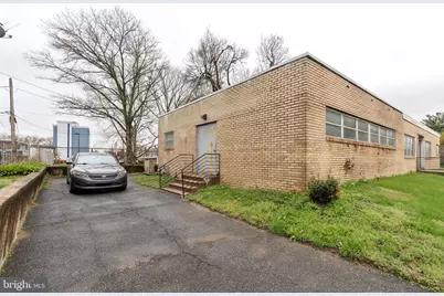 1453 Edgmont Avenue, Chester, PA 19013 - Photo 41