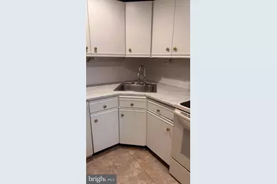 1030 E Lancaster Avenue #L4, Bryn Mawr, PA 19010 - Photo 7