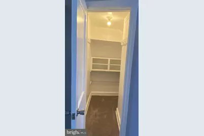 240 E Avon Road, Brookhaven, PA 19015 - Photo 5