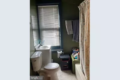 106 Chester Pike, Darby, PA 19023 - Photo 21