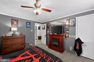 704 Crescent Dr, Glenolden, PA 19036 - Photo 25