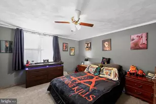 704 Crescent Dr, Glenolden, PA 19036 - Photo 27