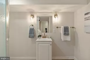 201 Cambridge Rd, Clifton Heights, PA 19018 - Photo 23