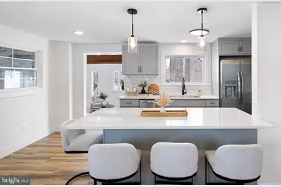 921 Flora Lane, Boothwyn, PA 19061 - Photo 5