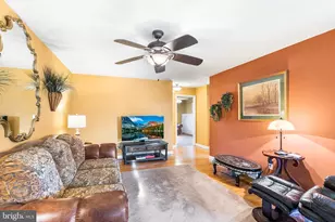 3227 Plumstead Ave, Drexel Hill, PA 19026 - Photo 3