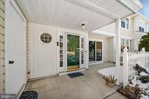 31 Ashley Ct, Chester Heights, PA 19342 - Photo 1