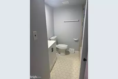 526 Gia Circle, Clifton Heights, PA 19018 - Photo 5