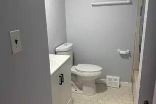 526 Gia Cir, Clifton Heights, PA 19018 - Photo 5