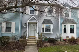 565 Applewood Ct, Aston, PA 19014 - Photo 3