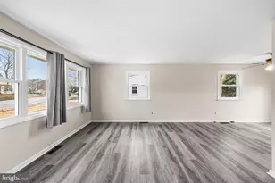 1108 Providence Rd, Secane, PA 19018 - Photo 5