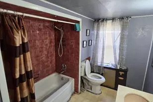 1535 Elmwood Ave, Folcroft, PA 19032 - Photo 23