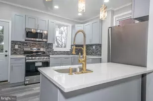 307 Poplar St, Darby, PA 19023 - Photo 13