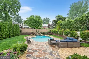 727 E Manoa Rd, Havertown, PA 19083 - Photo 3