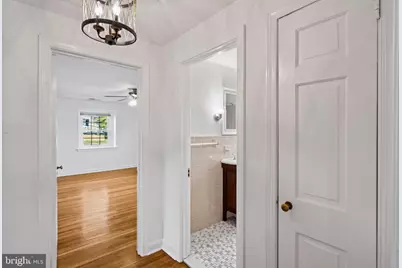 727 E Manoa Road, Havertown, PA 19083 - Photo 41